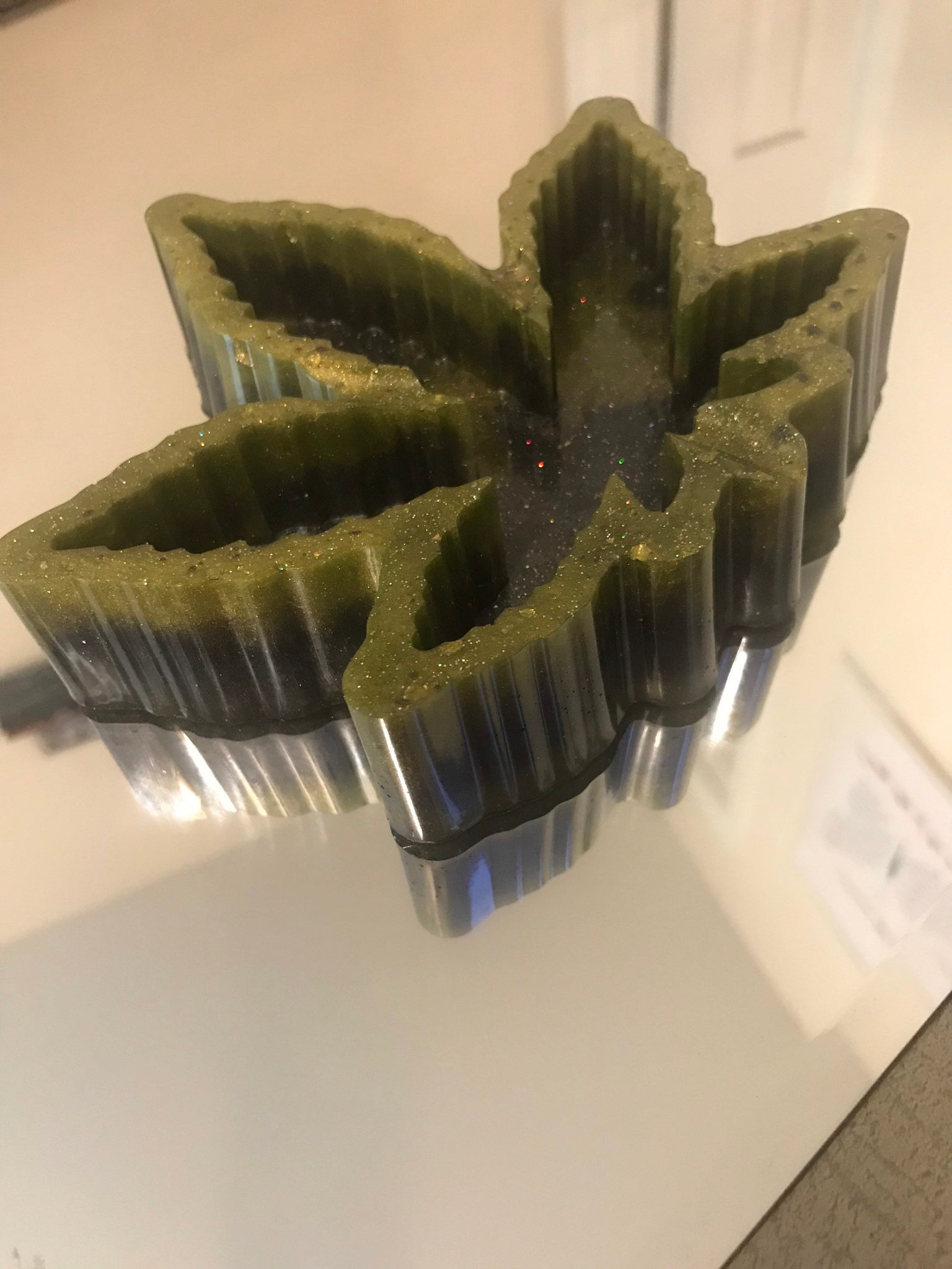 Large Maple/Marijuana leaf ashtray